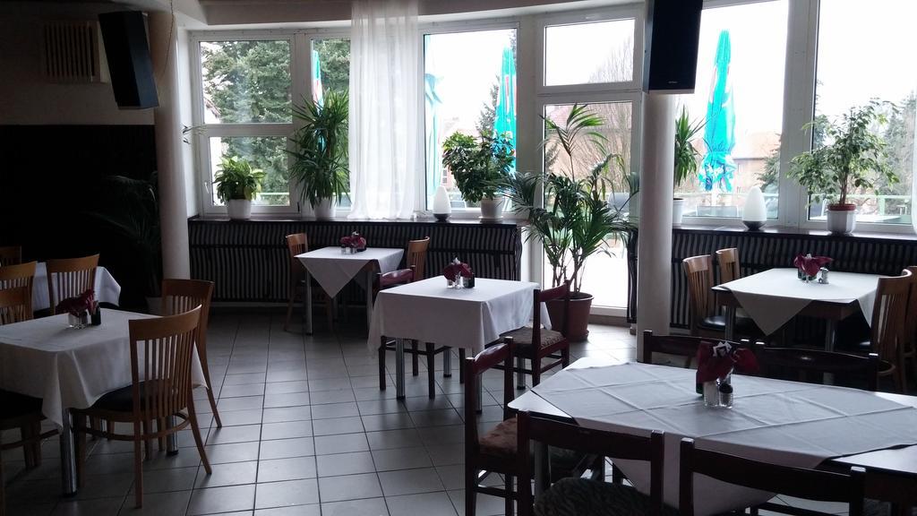Hotel Rozvoj Klatovy Εξωτερικό φωτογραφία