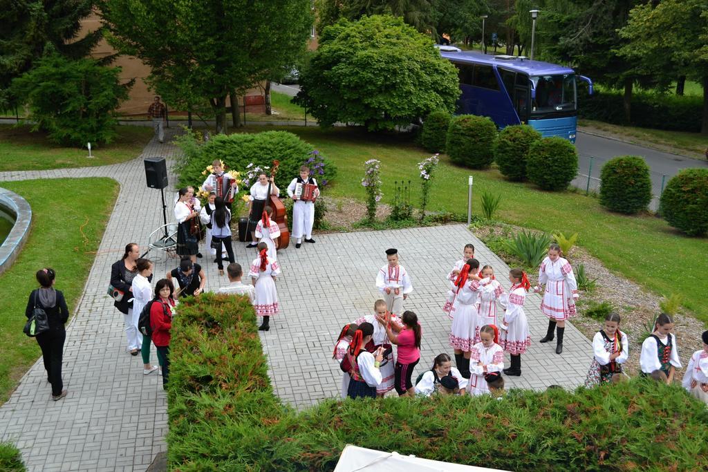 Hotel Rozvoj Klatovy Εξωτερικό φωτογραφία