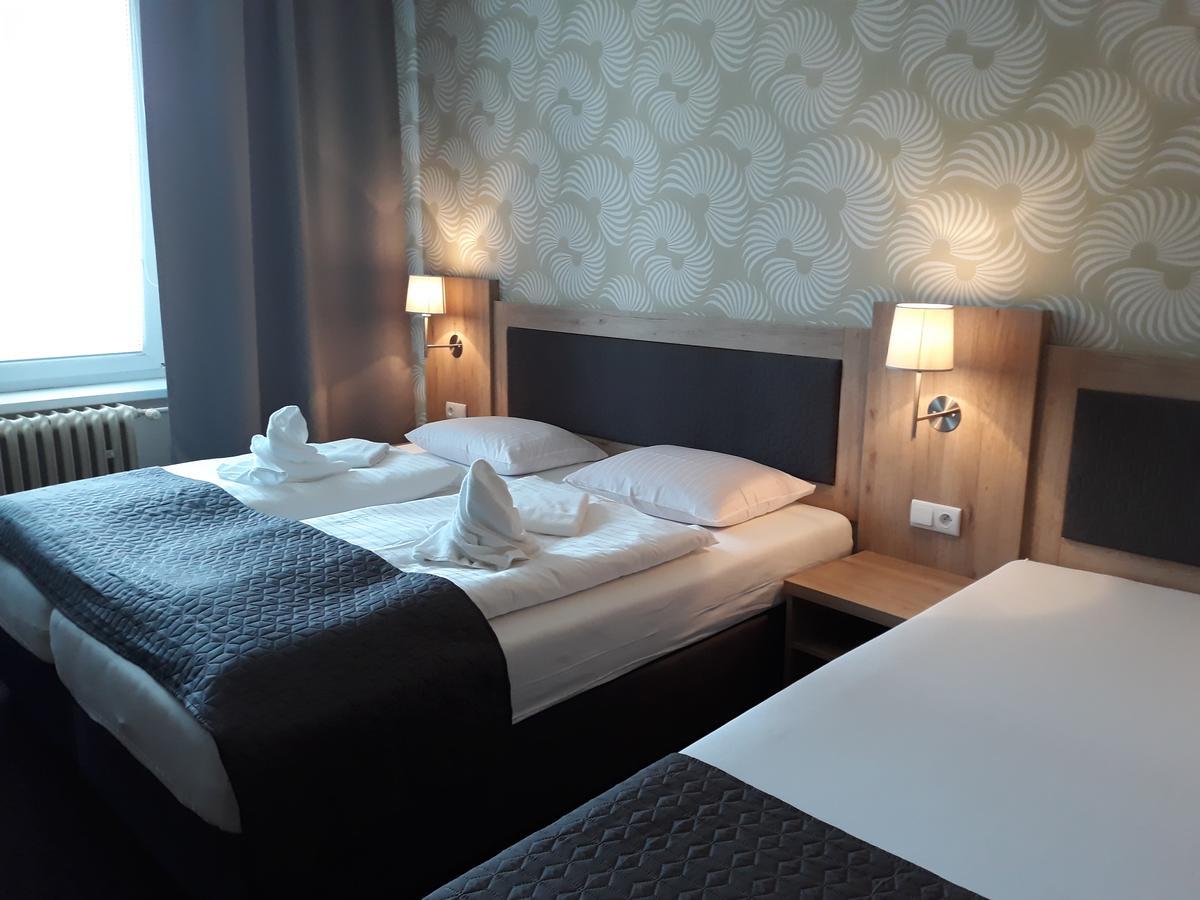 Hotel Rozvoj Klatovy Εξωτερικό φωτογραφία